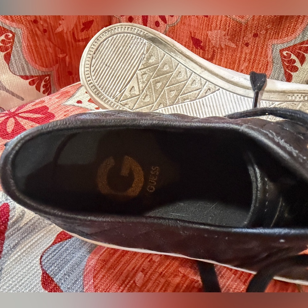 G by Guess backer 2 quilted sneakers sz 10 - Picture 6 of 6